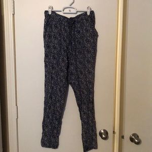 Blue and white printed pants